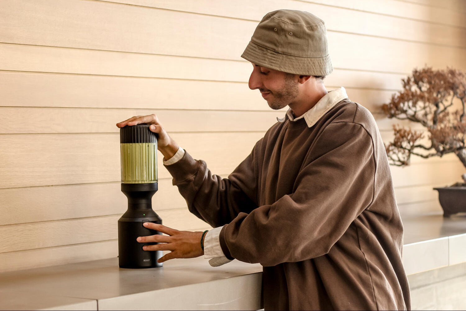 Mega Plus 1200 blender - Carbon Black